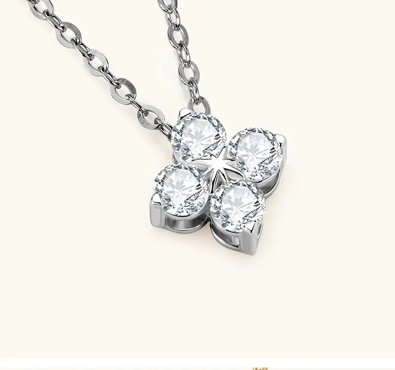 S925 Silver Clover Moissanite Necklace